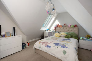 Photo 25- click for photo gallery